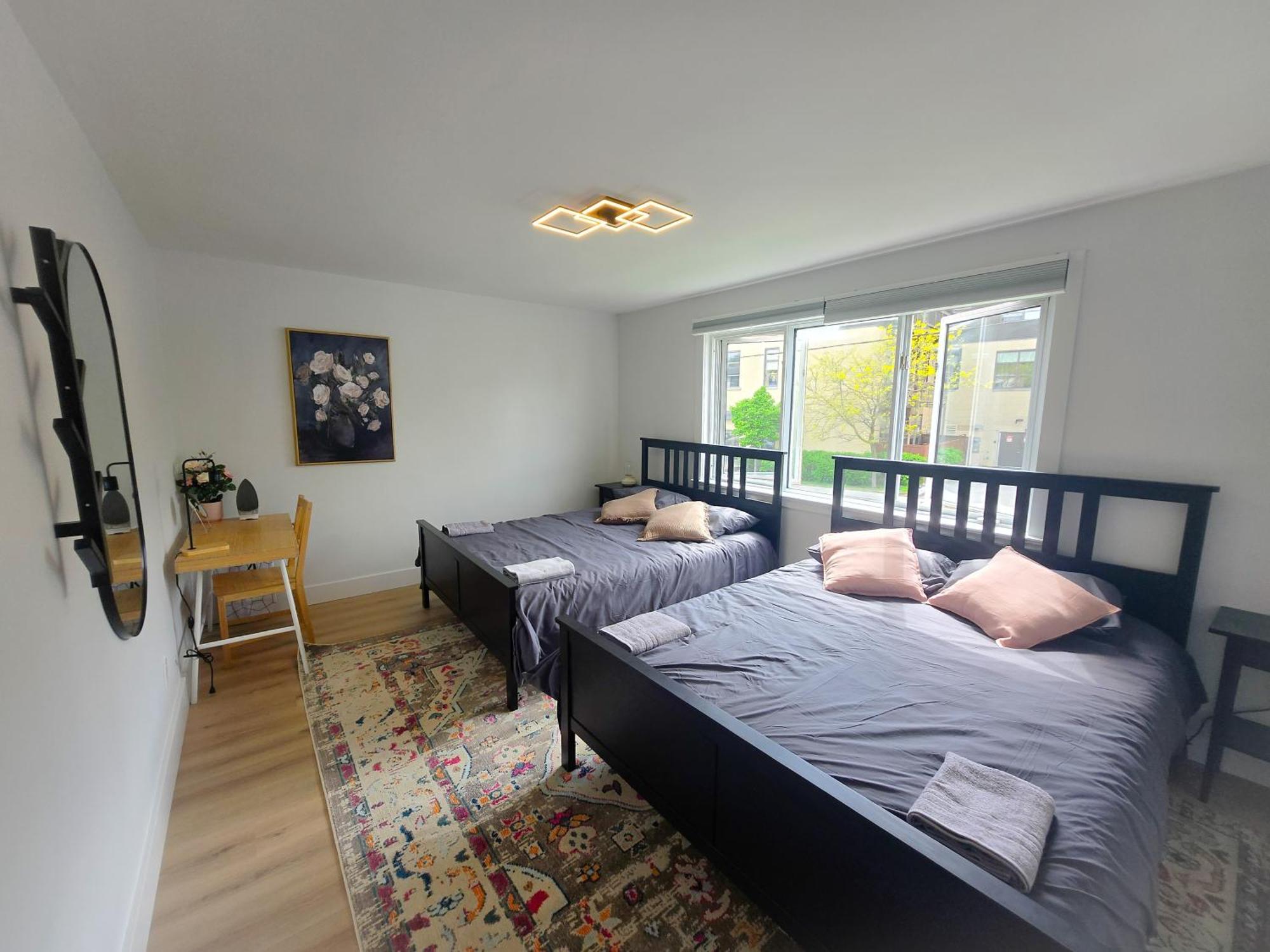 Jstlikehome - Serenity Suites & Guesthouse Ottawa Exterior photo